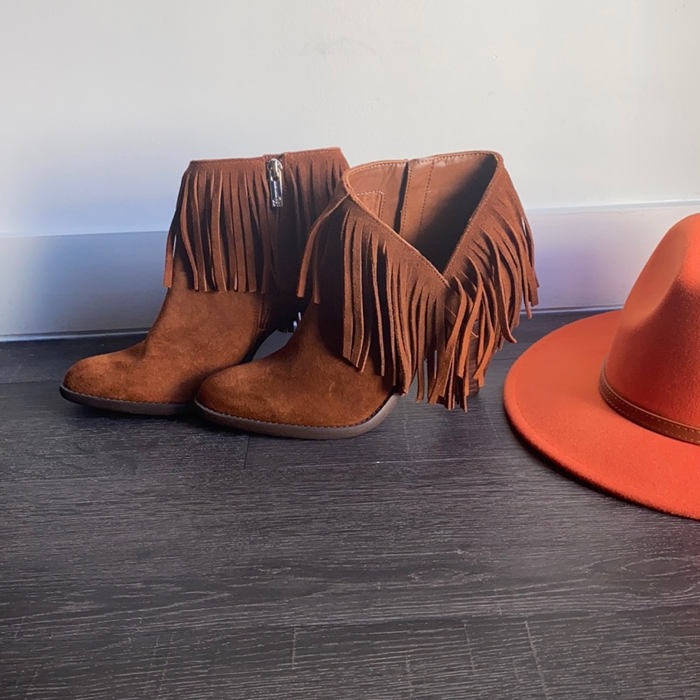 Jessica Simpson booties never worn!